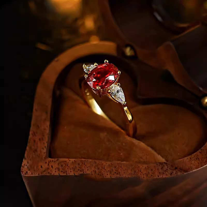 Natural 2-Carat Ruby Ring 18K  - Bar Cart Gold บทวิจารณ์และราคา